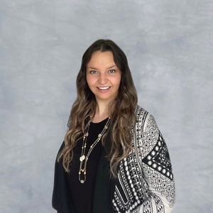 Meet your Posher, Ellen